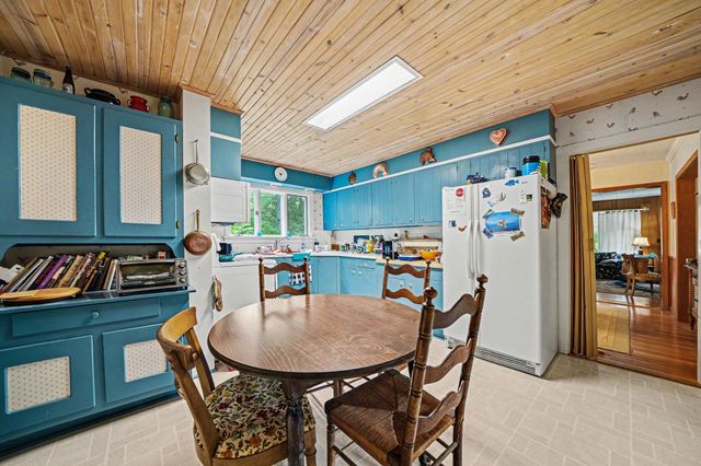 5497 Wilson Street, Coloma, MI 49038