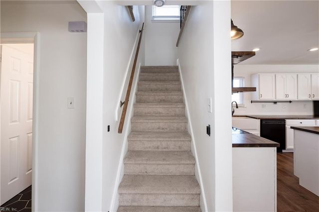 237 Dillon DR, Virginia Beach, VA 23452