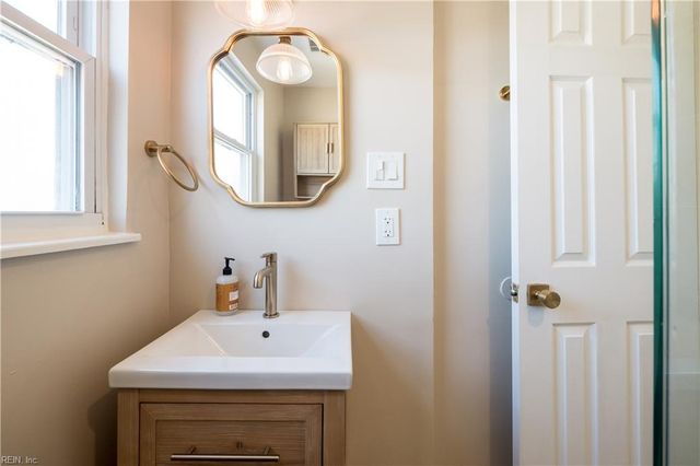 237 Dillon DR, Virginia Beach, VA 23452