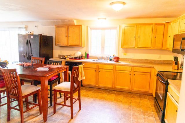 10 Arch Place, Haverhill, MA 01832