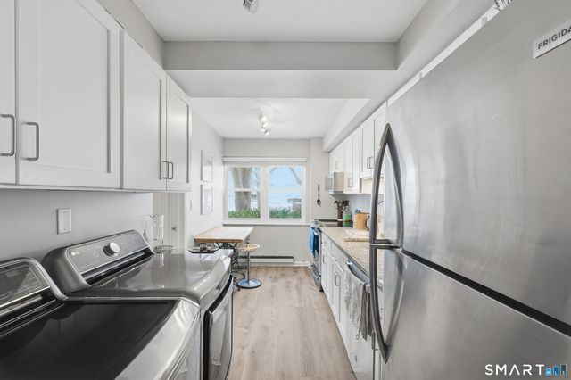 91 Highland Road 91, Stamford, CT 06902