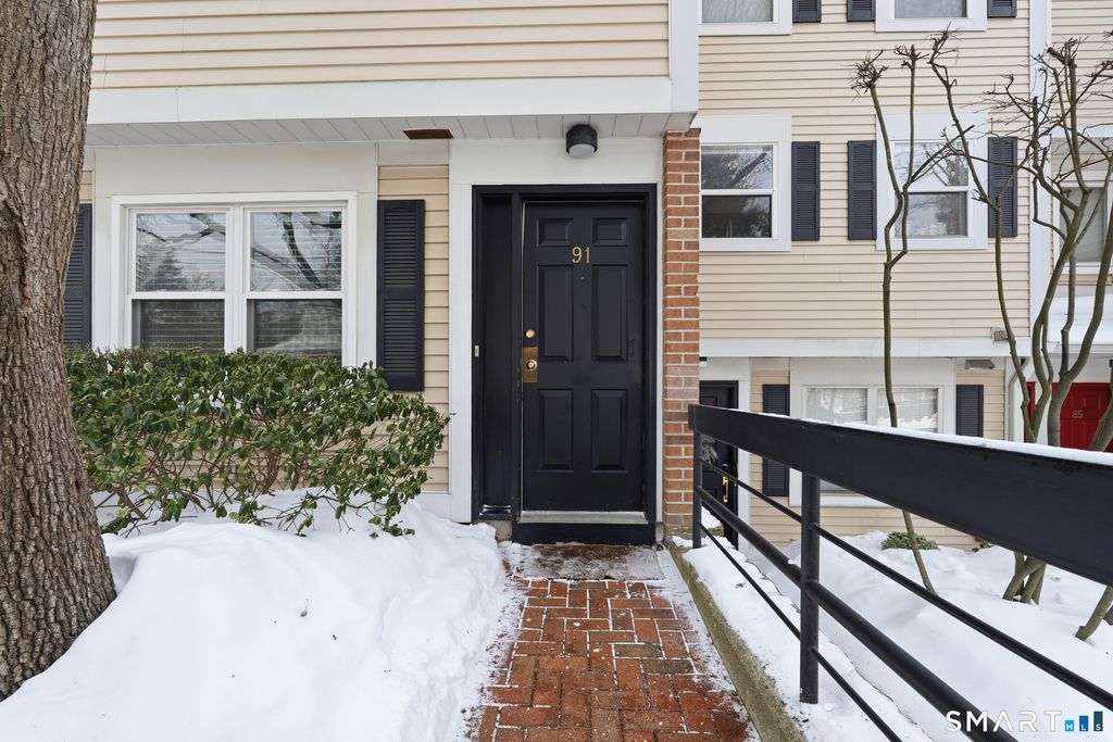 91 Highland Road 91, Stamford, CT 06902