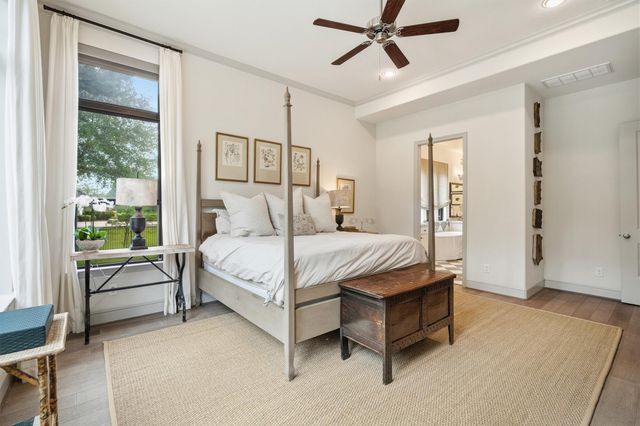 30702 Spring Lake Boulevard, Tomball, TX 77375