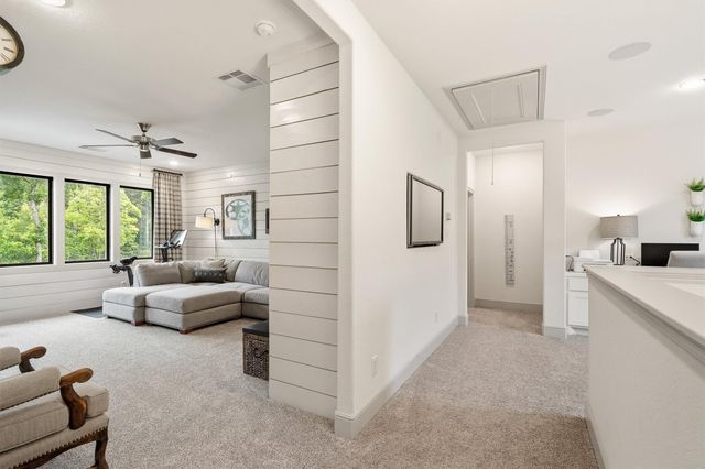 30702 Spring Lake Boulevard, Tomball, TX 77375