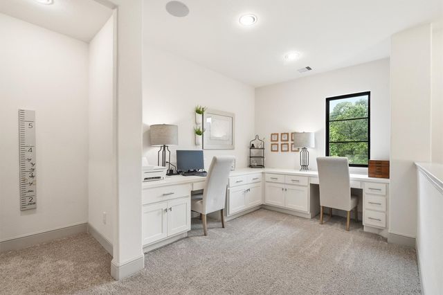 30702 Spring Lake Boulevard, Tomball, TX 77375