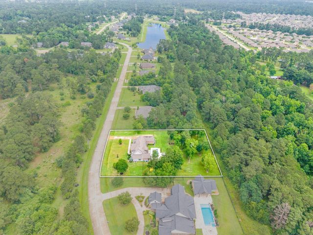 30702 Spring Lake Boulevard, Tomball, TX 77375