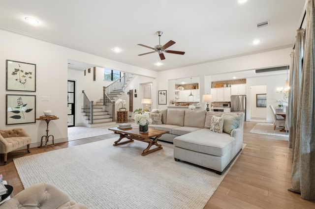 30702 Spring Lake Boulevard, Tomball, TX 77375