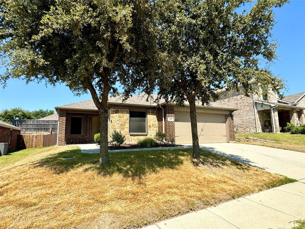 420 Andalusian, Celina, TX 75009