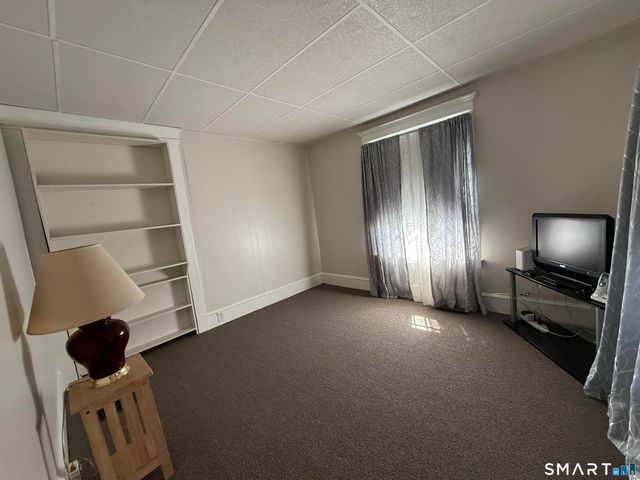 87 Carter Lane, Southington, CT 06479