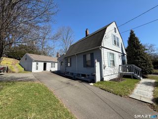87 Carter Lane, Southington, CT 06479