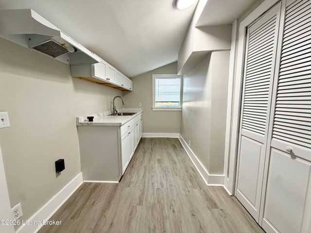 812 Culbertson Ave, New Albany, IN 47150