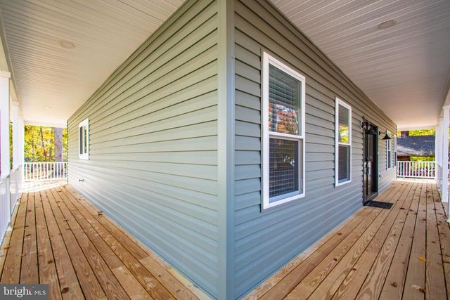 2600 LAKEVIEW PKWY, Locust Grove, VA 22508