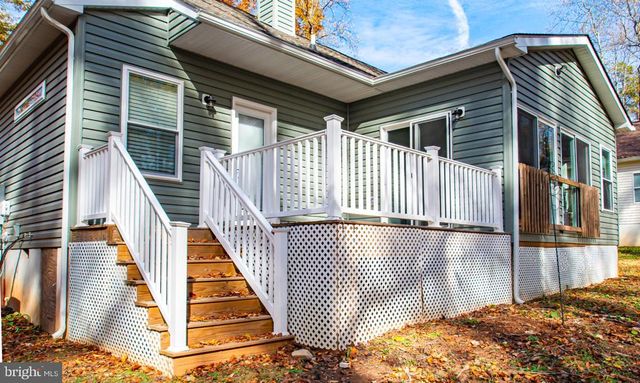 2600 LAKEVIEW PKWY, Locust Grove, VA 22508