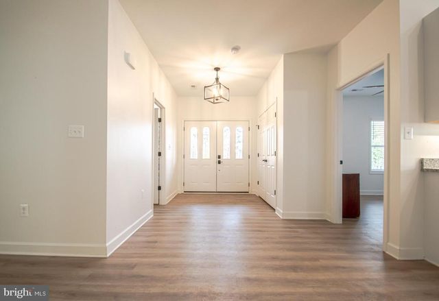 2600 LAKEVIEW PKWY, Locust Grove, VA 22508