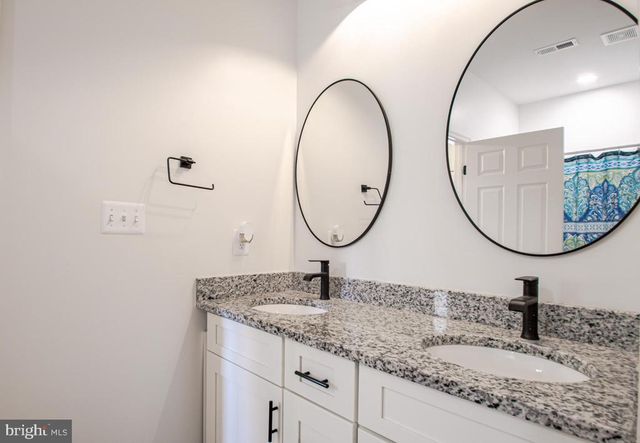 2600 LAKEVIEW PKWY, Locust Grove, VA 22508