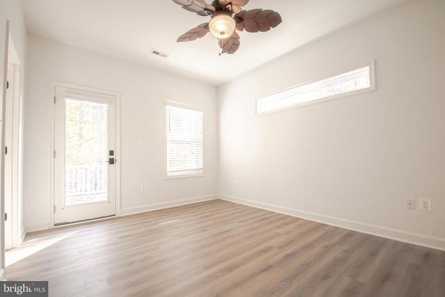 2600 LAKEVIEW PKWY, Locust Grove, VA 22508