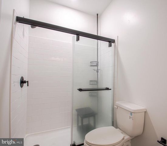 2600 LAKEVIEW PKWY, Locust Grove, VA 22508