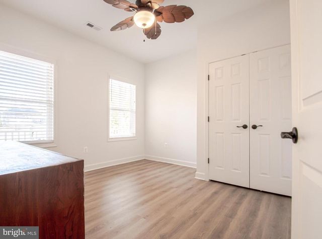 2600 LAKEVIEW PKWY, Locust Grove, VA 22508