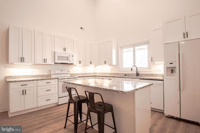 2600 LAKEVIEW PKWY, Locust Grove, VA 22508