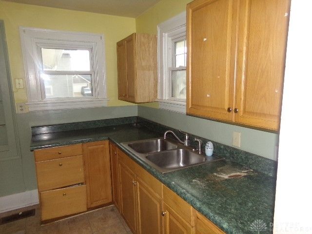 1015 Rodgers Drive, Springfield, OH 45503