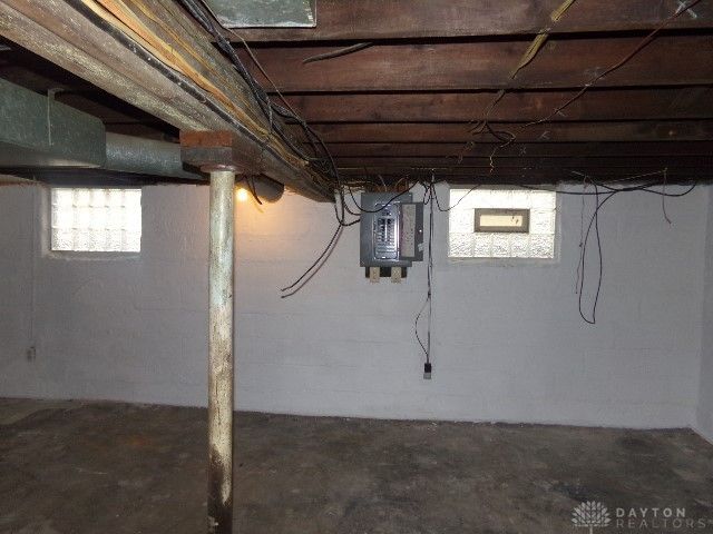 1015 Rodgers Drive, Springfield, OH 45503