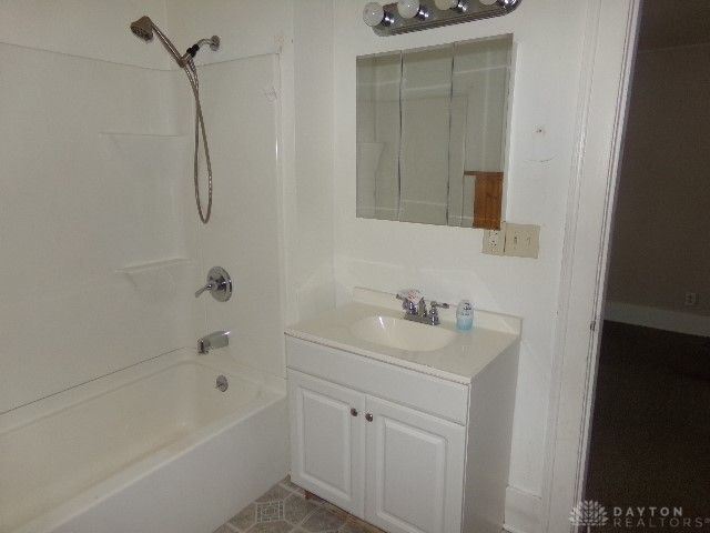 1015 Rodgers Drive, Springfield, OH 45503