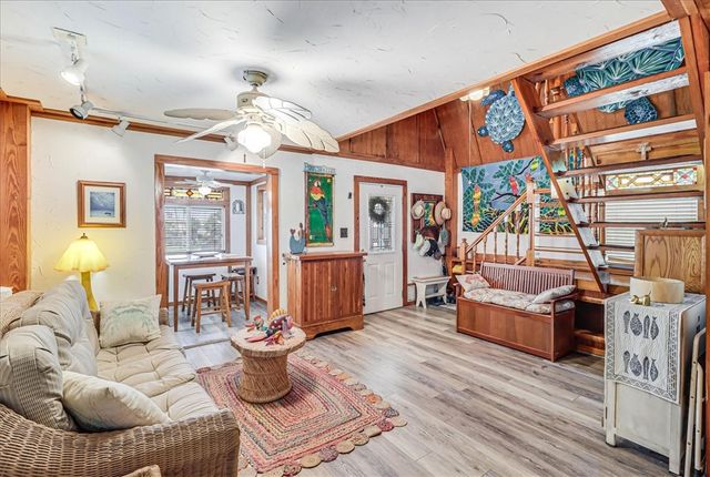 339 Bralley Dr, Port Aransas, TX 78373