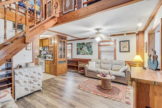 339 Bralley Dr, Port Aransas, TX 78373