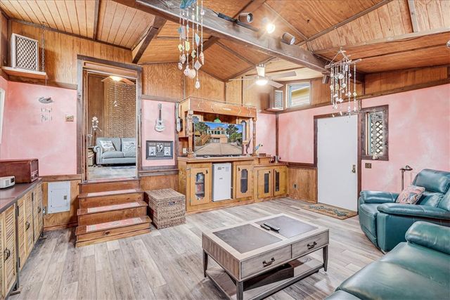 339 Bralley Dr, Port Aransas, TX 78373