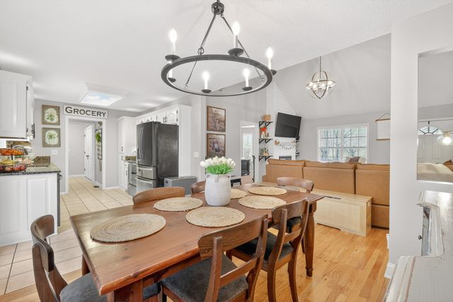 1100 Theta Pike, Columbia, TN 38401