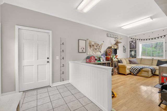 1100 Theta Pike, Columbia, TN 38401