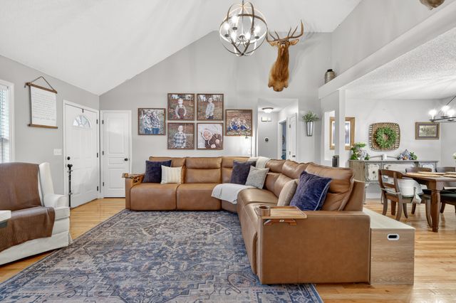 1100 Theta Pike, Columbia, TN 38401