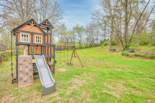 1100 Theta Pike, Columbia, TN 38401