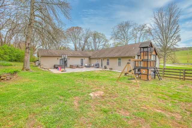1100 Theta Pike, Columbia, TN 38401