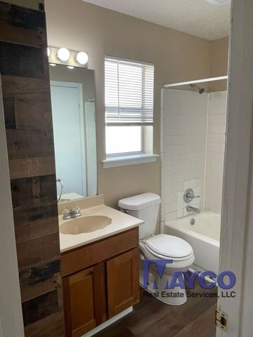 5705 E Texas Street 83, Bossier City, LA 71111