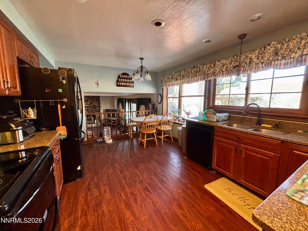 Image 5 of property listing at 4245 Ranchita Way, Reno, NV 89502