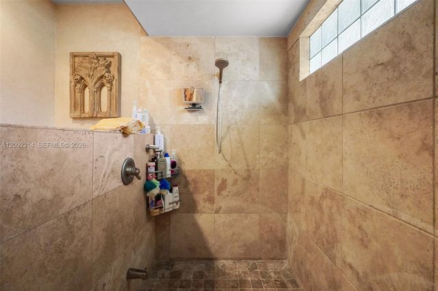6975 Bianchini Circle, Boca Raton, FL 33433