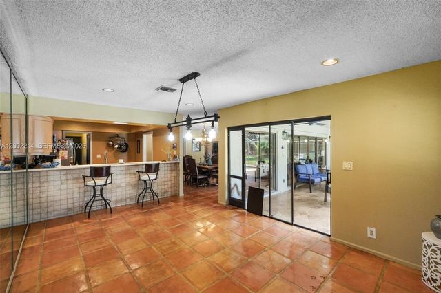 6975 Bianchini Circle, Boca Raton, FL 33433