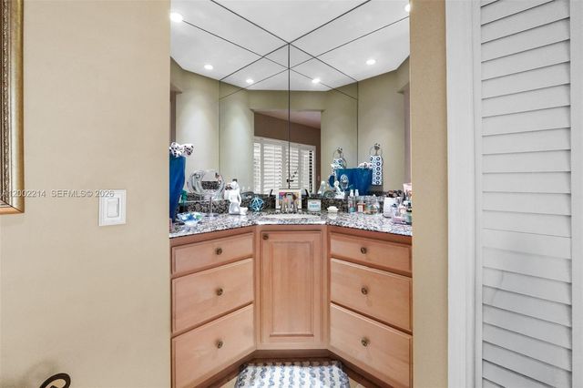 6975 Bianchini Circle, Boca Raton, FL 33433