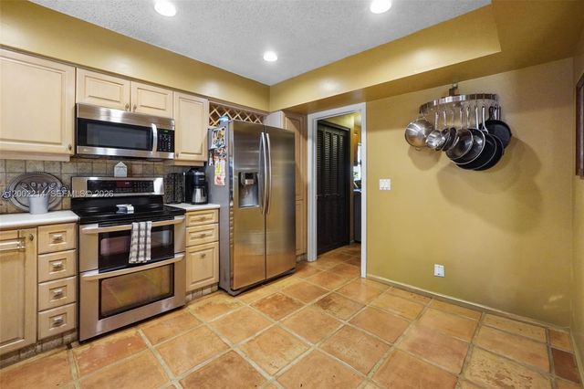 6975 Bianchini Circle, Boca Raton, FL 33433