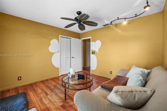 6975 Bianchini Circle, Boca Raton, FL 33433