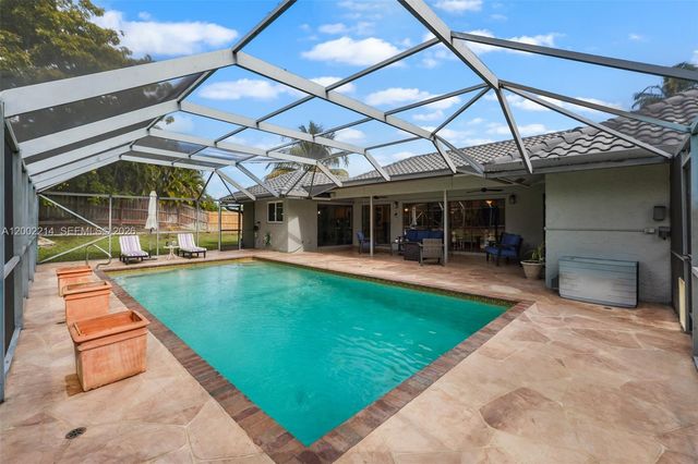 6975 Bianchini Circle, Boca Raton, FL 33433