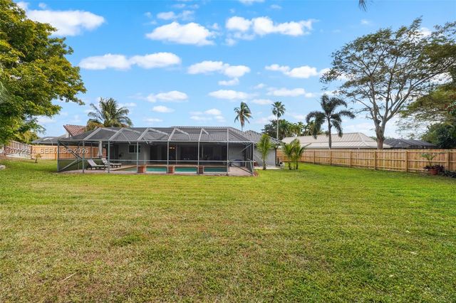 6975 Bianchini Circle, Boca Raton, FL 33433