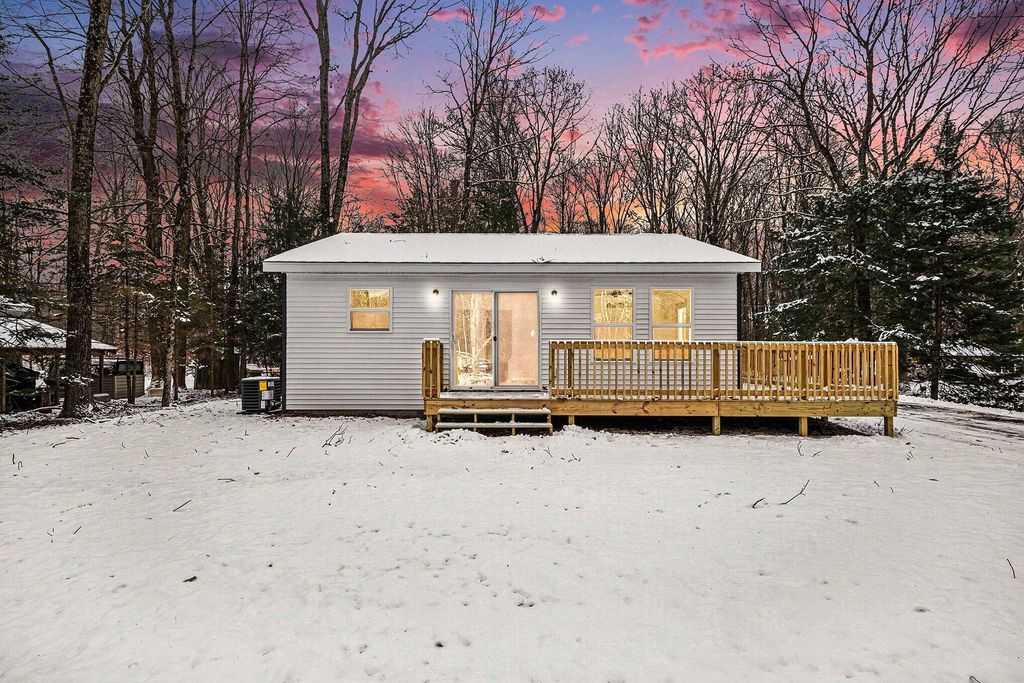 7788 E 36th Street, Big Prairie Twp, MI 49337