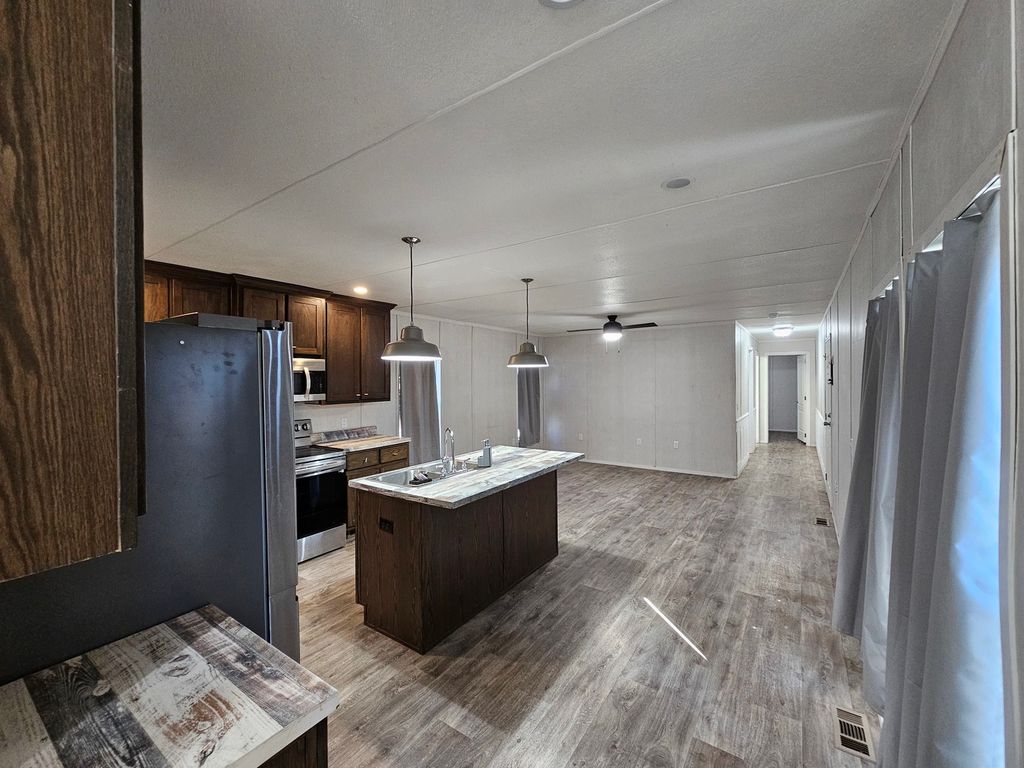 Image 14 of property listing at 303 N Marion Street, Centralia, IL 62801