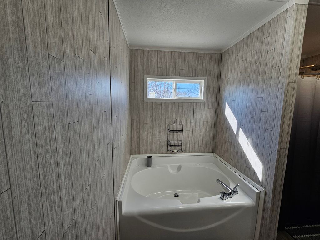 Image 23 of property listing at 303 N Marion Street, Centralia, IL 62801