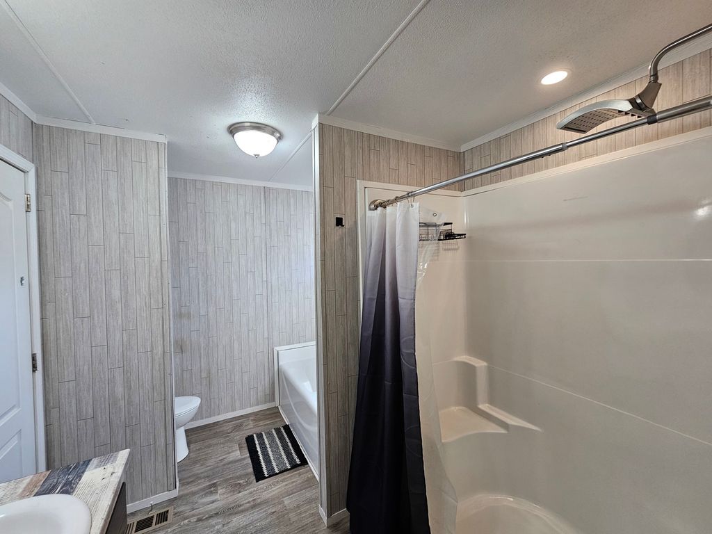 Image 25 of property listing at 303 N Marion Street, Centralia, IL 62801