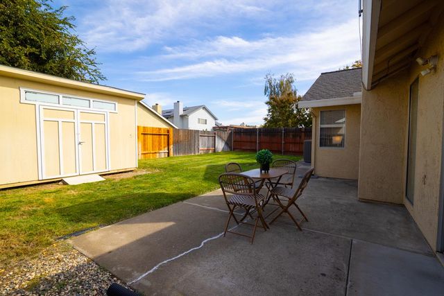 8217 Auberry Dr, Sacramento, CA 95828