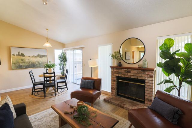 8217 Auberry Dr, Sacramento, CA 95828