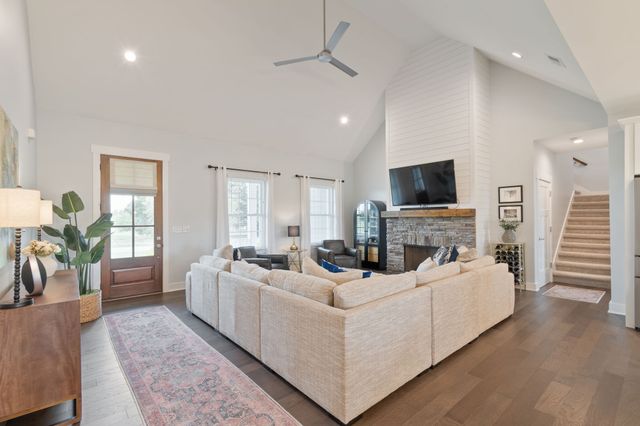 1416 Fowler Ford Rd, Portland, TN 37148